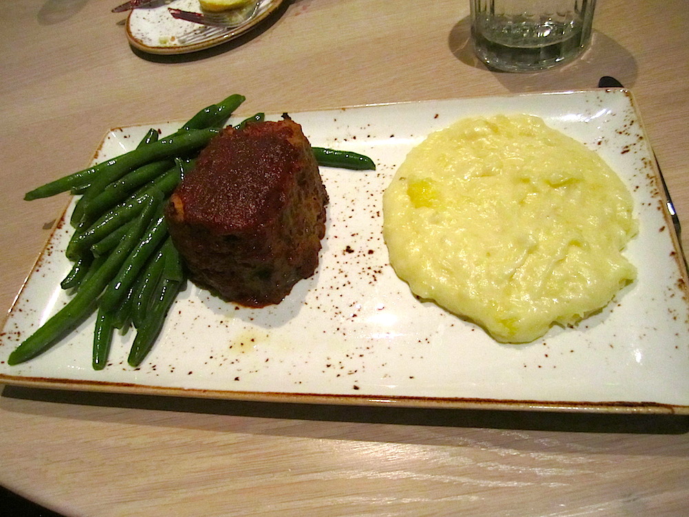 Hannah ordered meatloaf with whipped potatoes and green beans. Talk about comfort food!