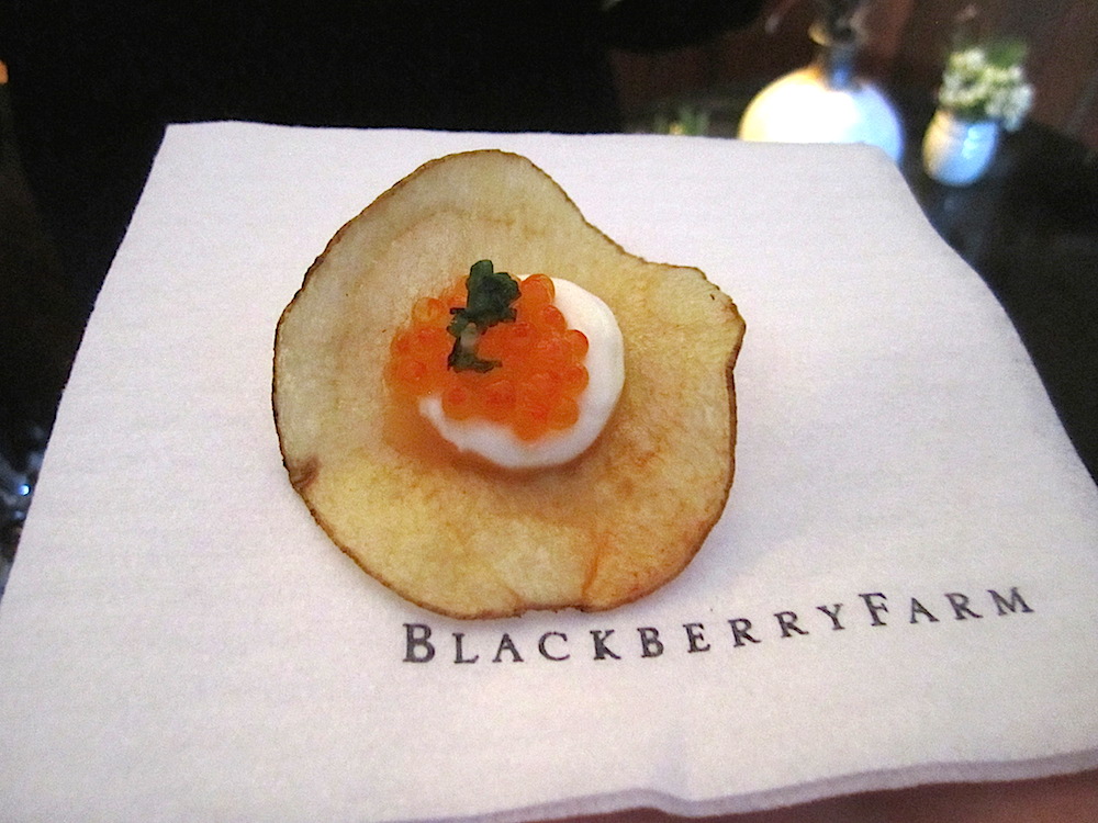 My favorite hors d'oeuvres at Blackberry: the homemade potato chips with creme fraische and salmon roe.
