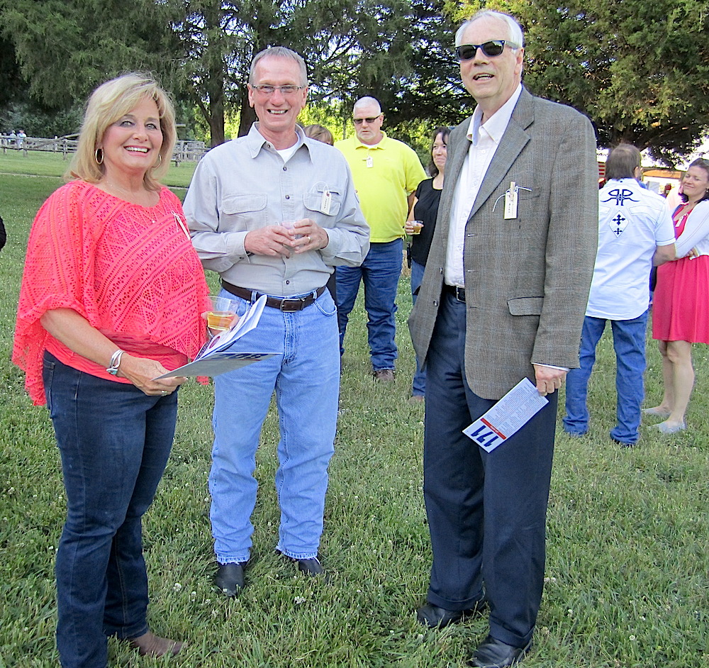 A barn-raising good time in Norris - Blue Streak