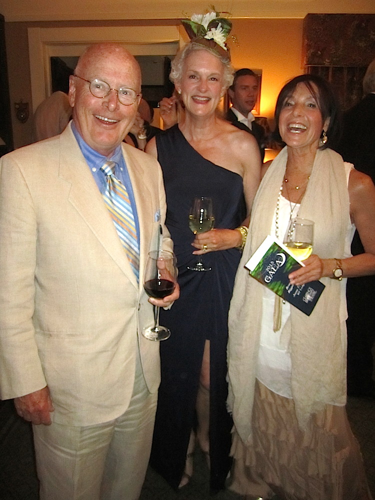 Some, like me, tried to stay inside the RT Lodge to avoid the heat. Here, from left, are Milton and Mimi Turner with Maggie Erickson.